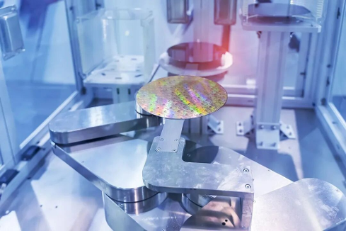【应用方案】晶圆寻边定位难题解决方案——堡盟OE40微米级边缘纠偏传感器